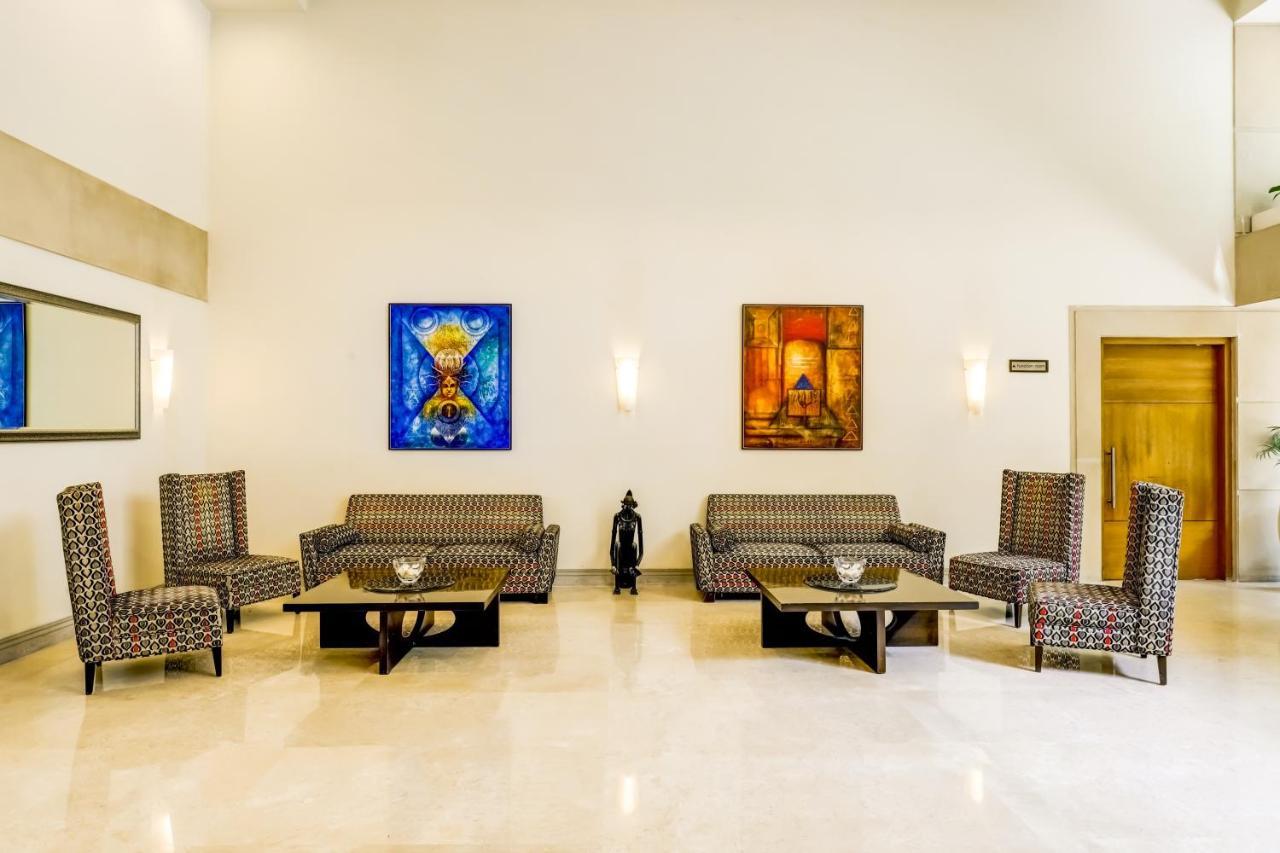 Lemon Tree Hotel Electronics City Bangalore Bagian luar foto