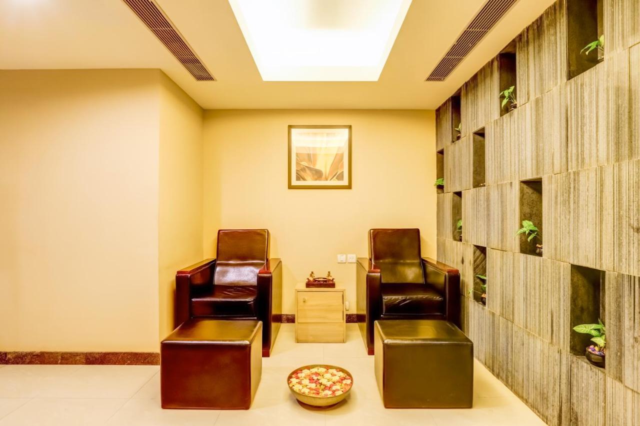 Lemon Tree Hotel Electronics City Bangalore Bagian luar foto