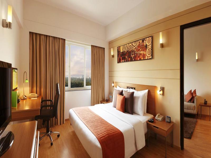 Lemon Tree Hotel Electronics City Bangalore Bagian luar foto