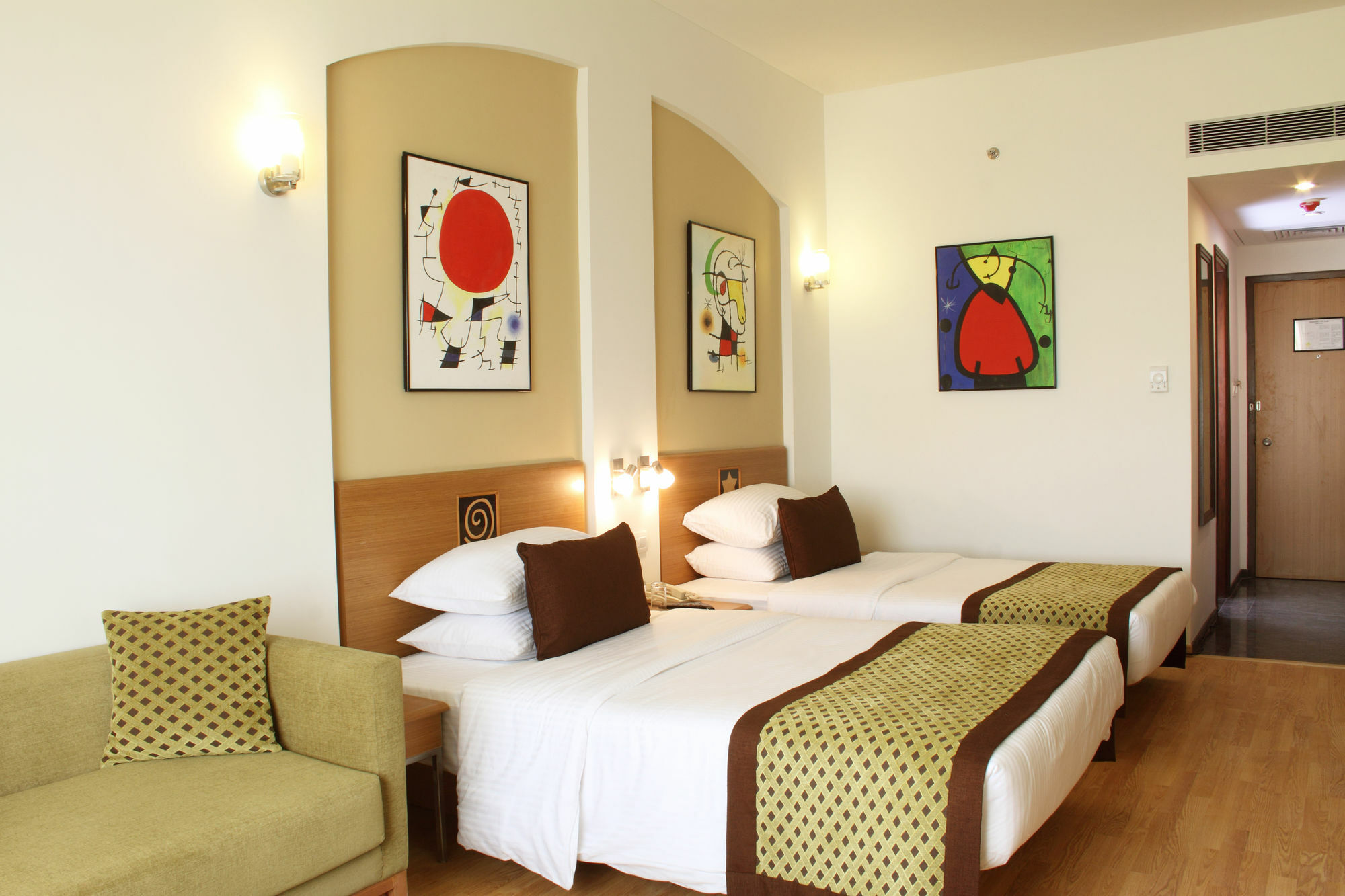 Lemon Tree Hotel Electronics City Bangalore Ruang foto